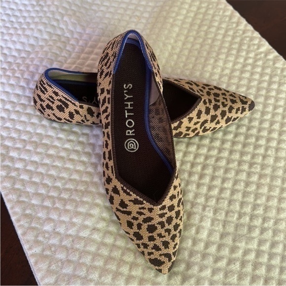 Rothy's The Point Cheetah Leopard Flats - Size 7.5 - Picture 4 of 7